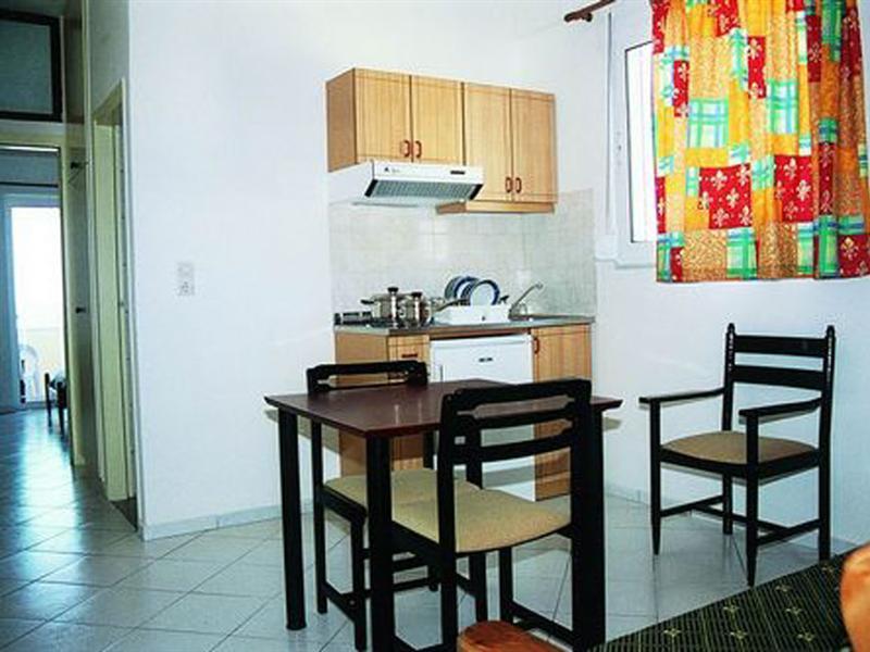 Mary Beach Apartments Frangocastelo Exterior photo